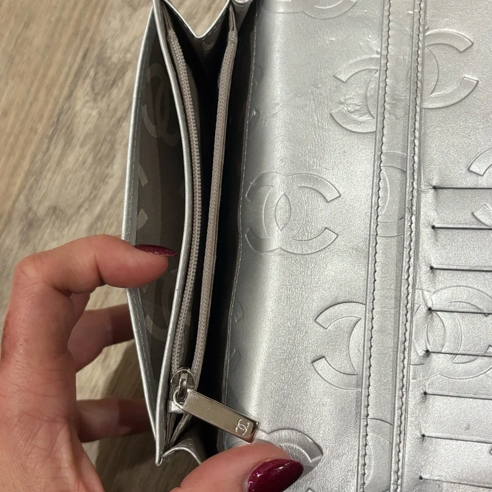 CHANEL Black and Silver Quilted Wallet